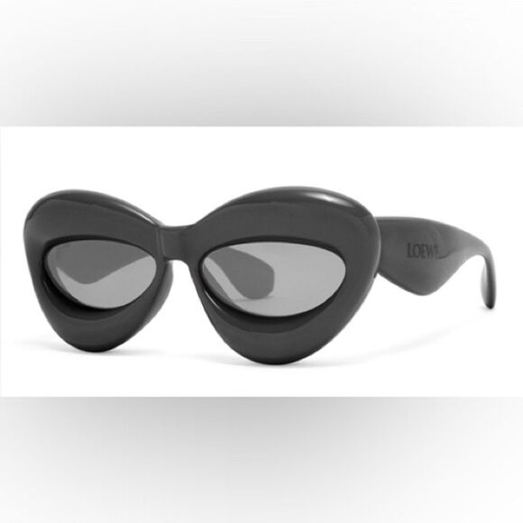 Loewe 40097I Inflated Black Women's Sunglasses - Picture 2 of 2